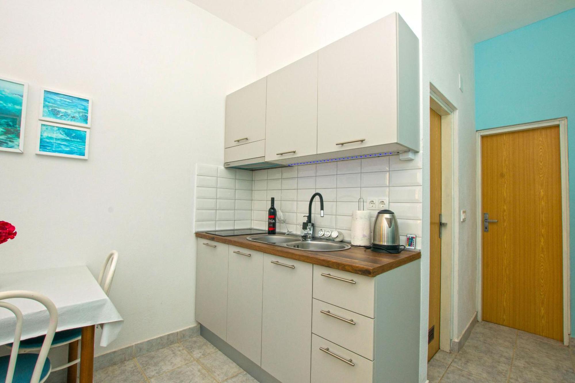 Apartments Dijana Pakoštane Exterior foto